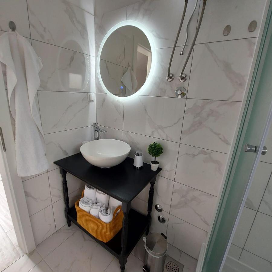 Apartmani Neva, Pridraga Eksteriør billede