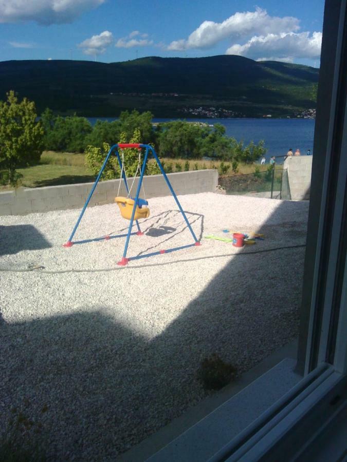 Apartmani Neva, Pridraga Eksteriør billede