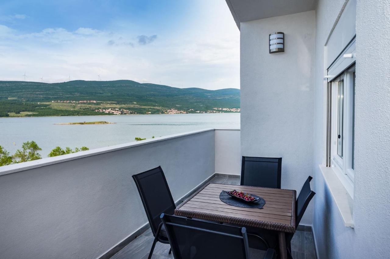 Apartmani Neva, Pridraga Eksteriør billede