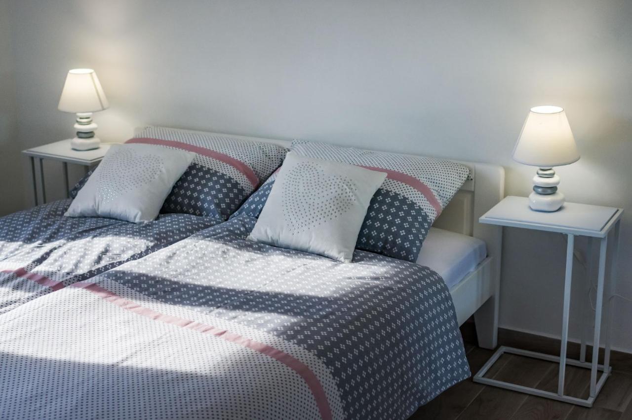 Apartmani Neva, Pridraga Eksteriør billede